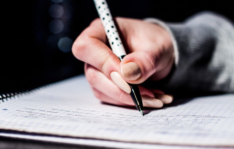 El CIAE ofrecerá cursos b-learning en oralidad, lectura y escritura
