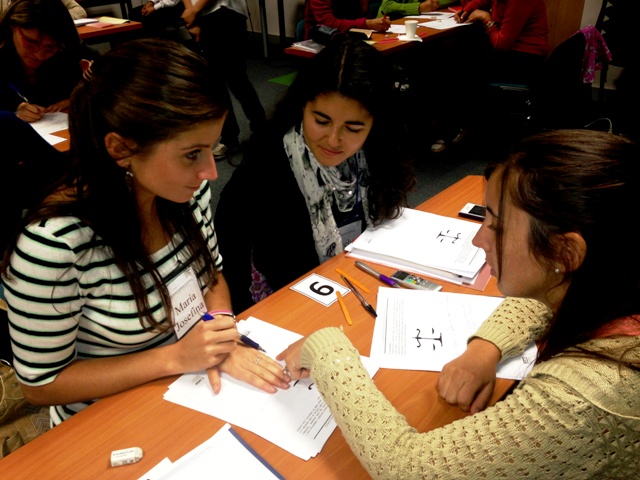 Profesores de matemática se capacitan en taller de resolución de problemas