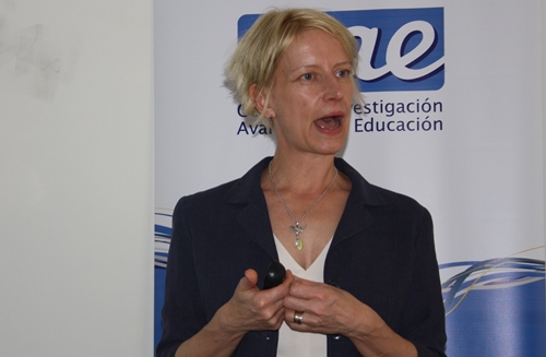 Kate Cain, U. de Lancaster: La comprensión oral y el reconocimiento de palabras son claves para la comprensión lectora
