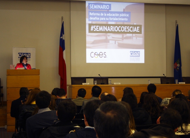 Seminario analizó la importancia de fortalecer la educación pública