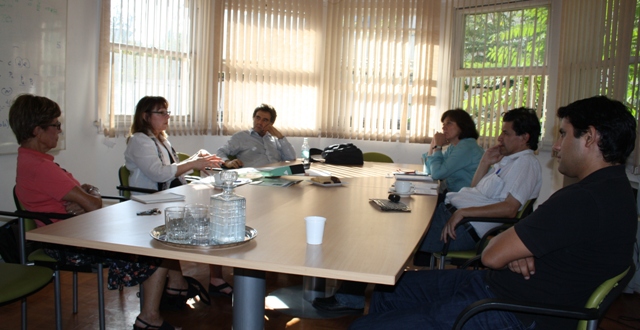 CIAE y Simon Fraser University evalúan posibilidades de trabajo conjunto en investigación