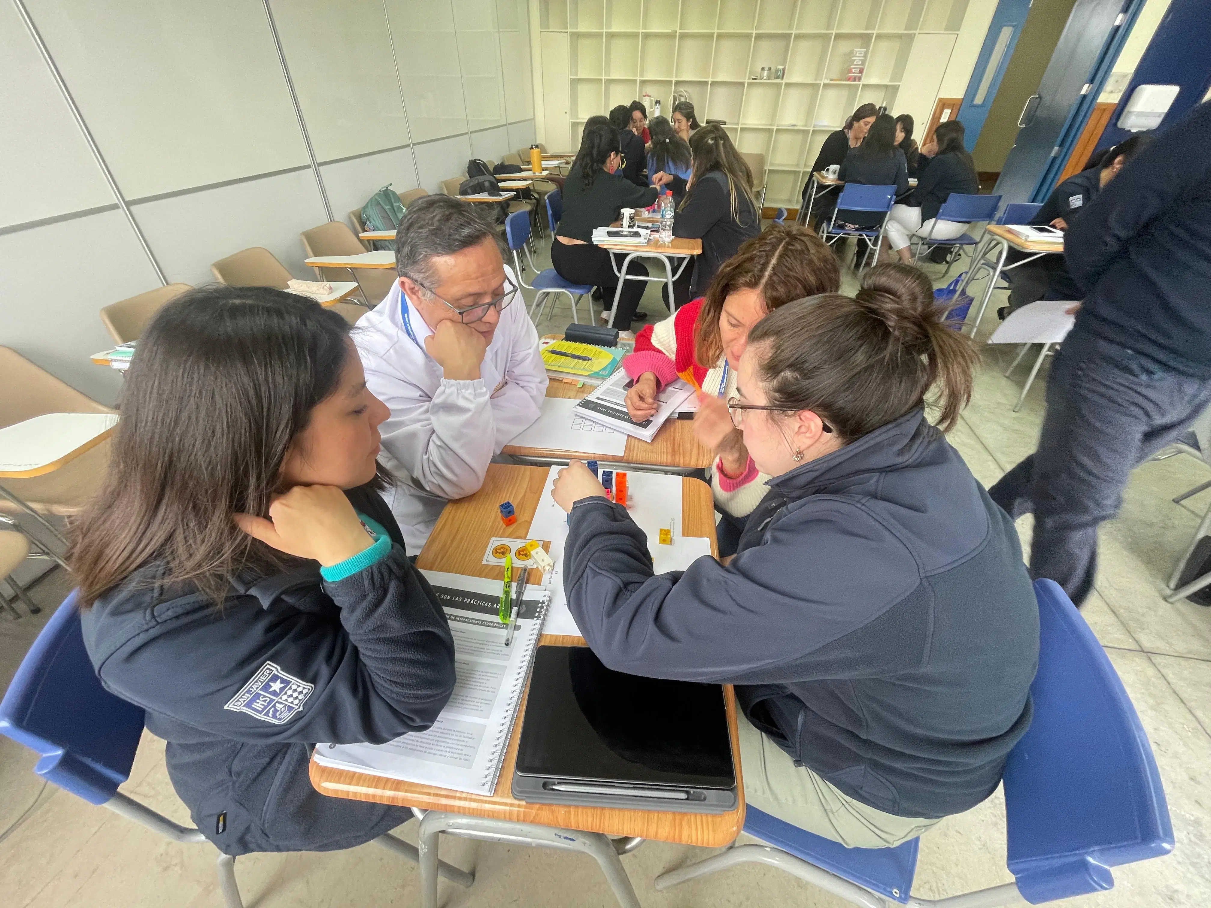 Docentes de Puerto Montt participan de talleres ARPA